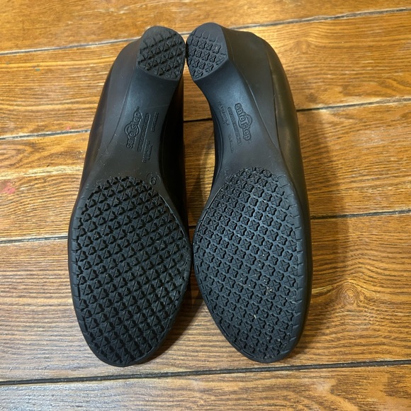 SAFETSTEP BLACK FAUX LEATHER Pumps WEDGE STYLE WORK SHOES Oil /slip Resis SZ 9 - Picture 8 of 8